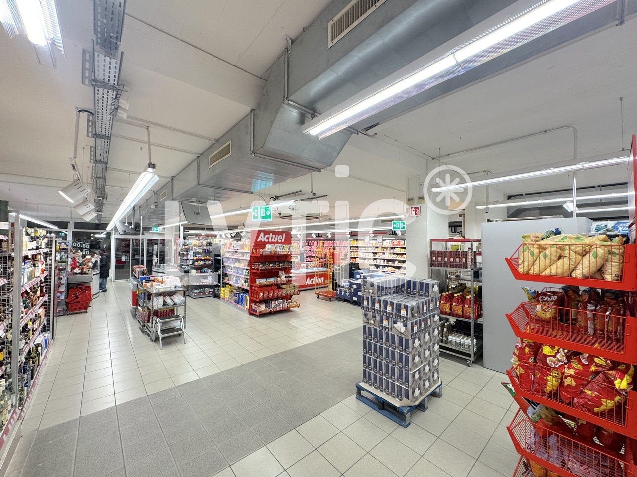 432m² shop, photo 7 of 10