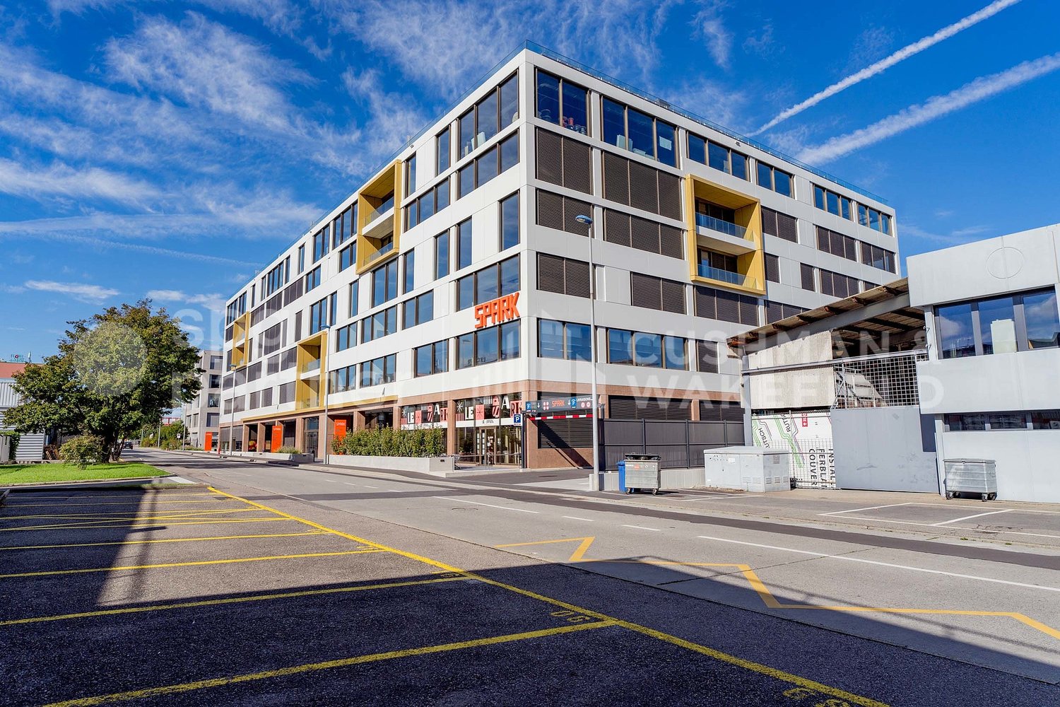 140m² Büro