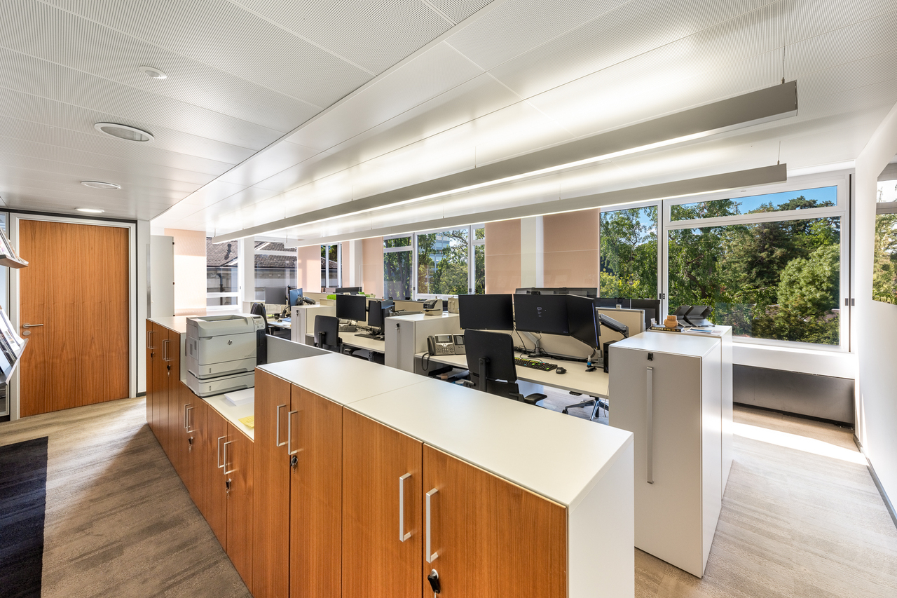 325m² office, photo 7 of 10