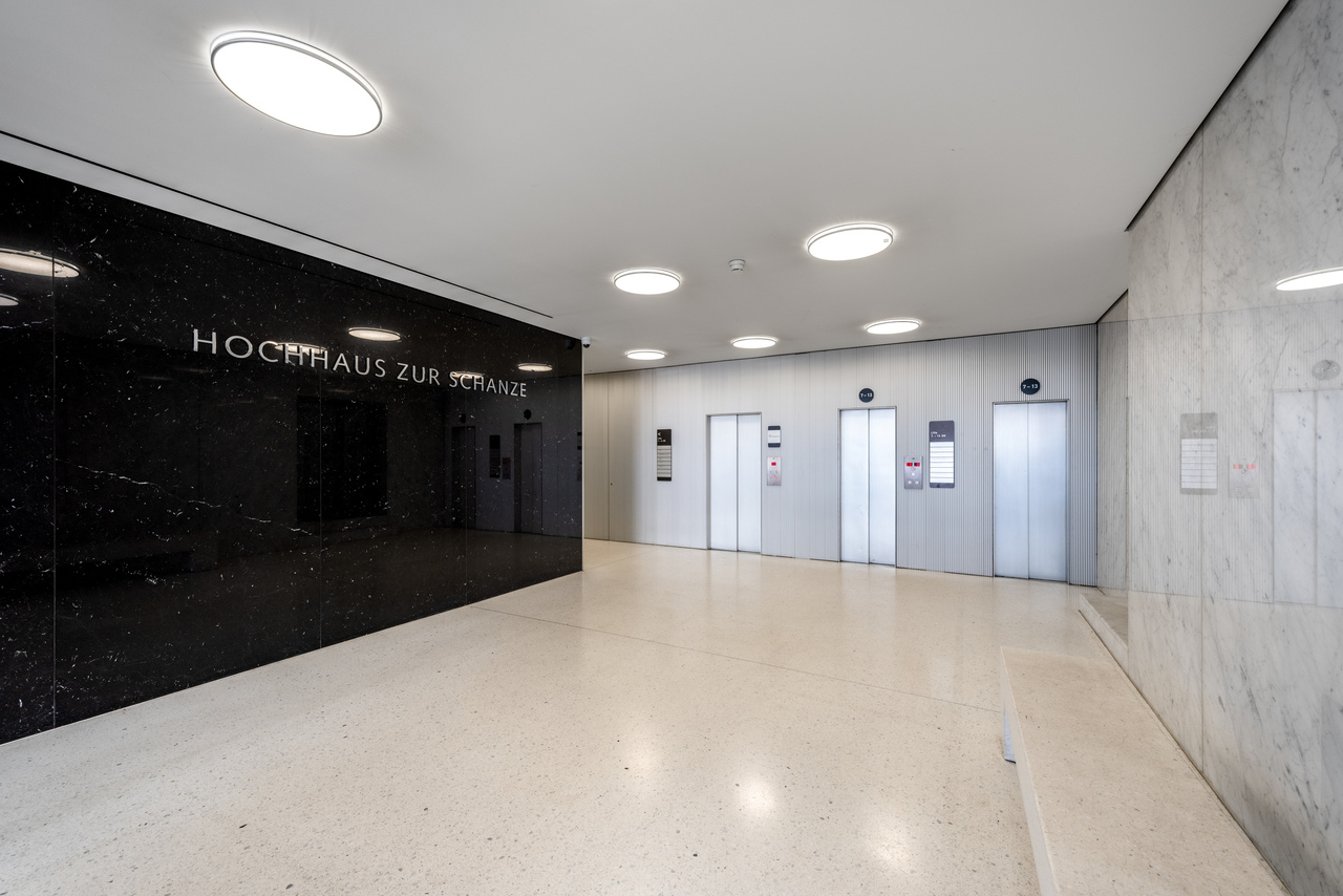 325m² office, photo 4 of 10