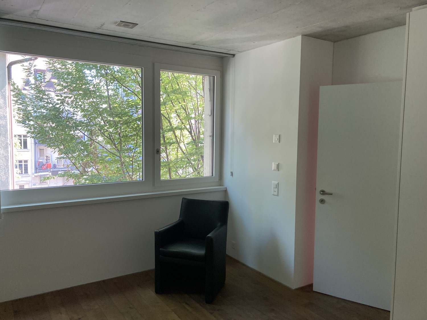 18m² commercial, photo 2 of 9
