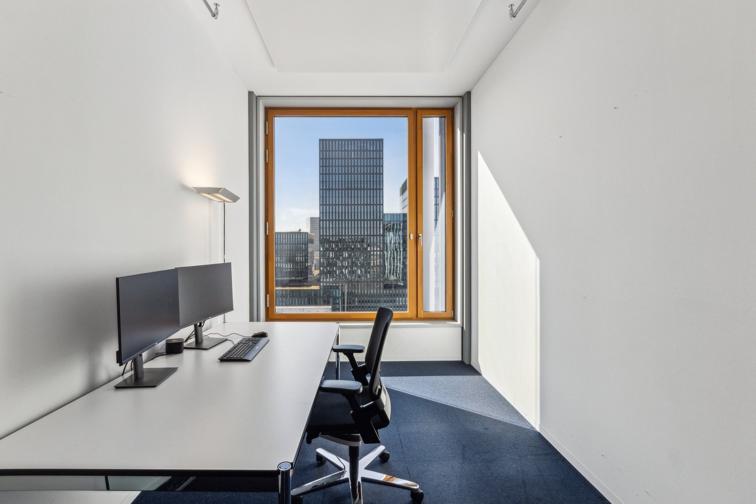 1206m² office, photo 8 of 10