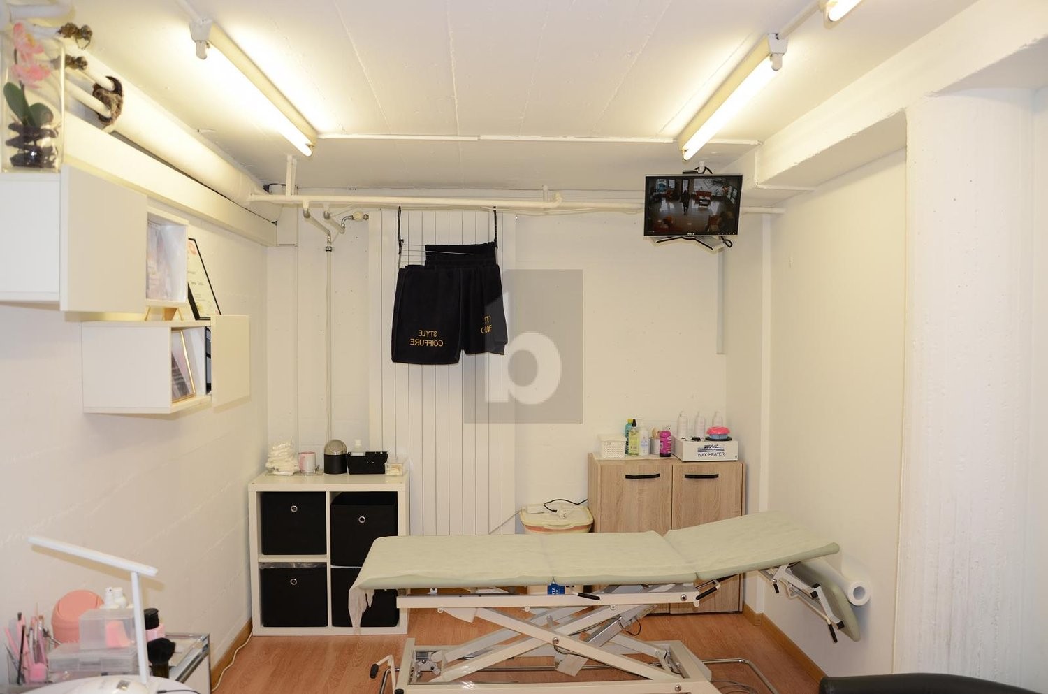 116m² shop, photo 3 of 3