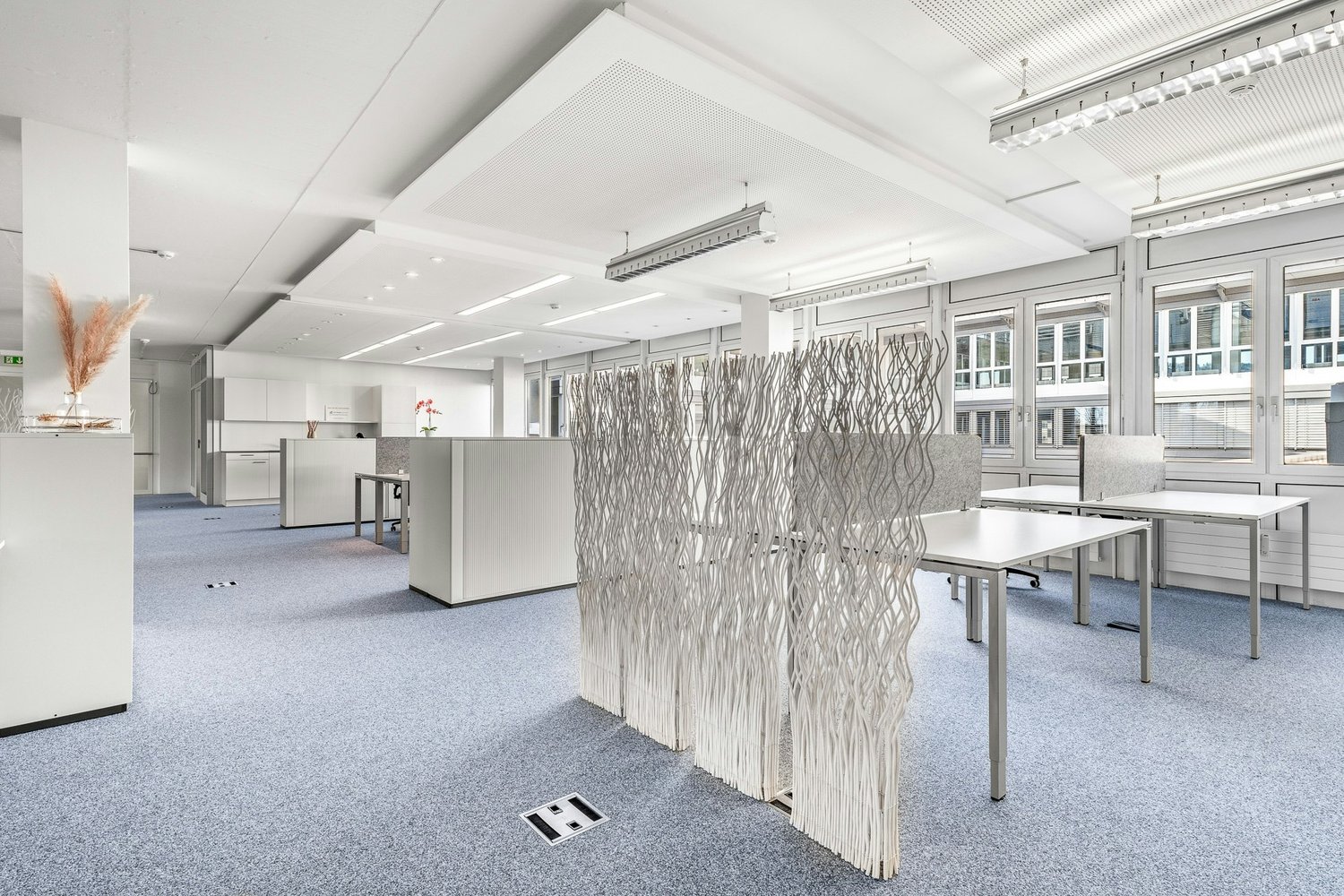 320m² office, photo 4 of 9