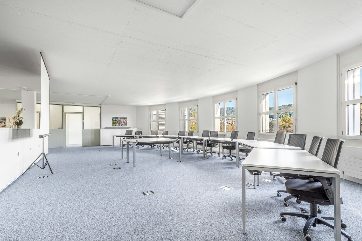 320m² office, photo 6 of 9