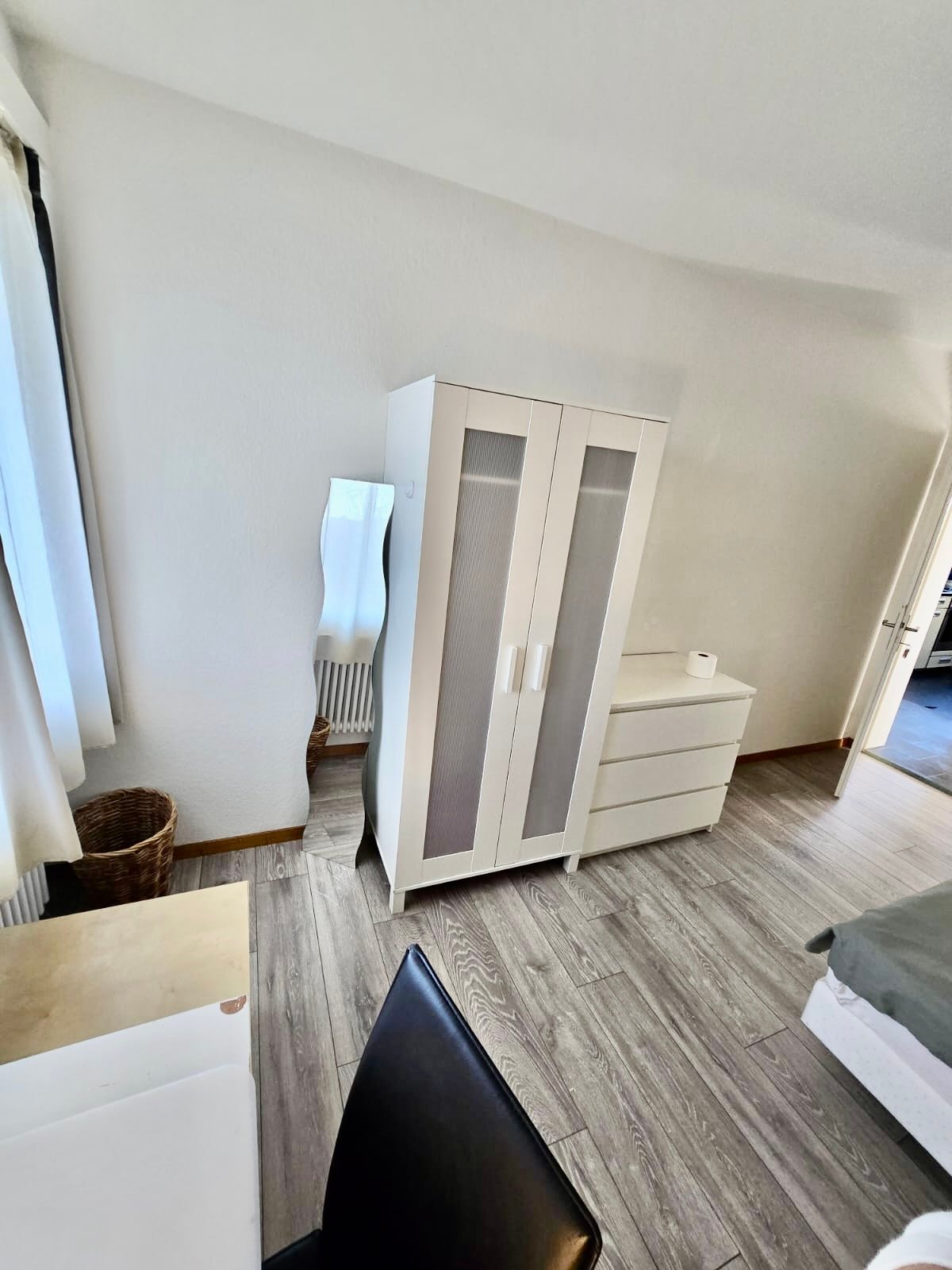 1 room single room, photo 3 of 10