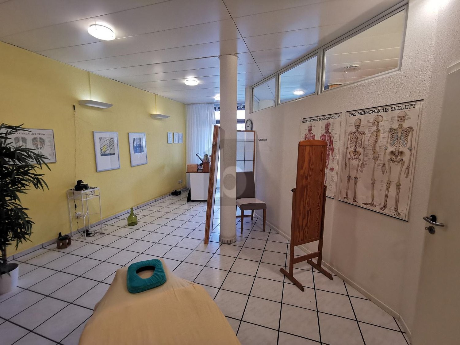 816m² living / commercial building, photo 3 of 3