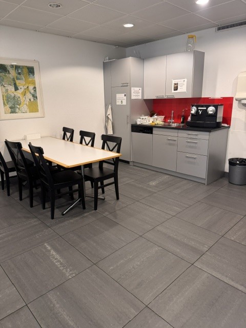 106m² office, photo 2 of 4