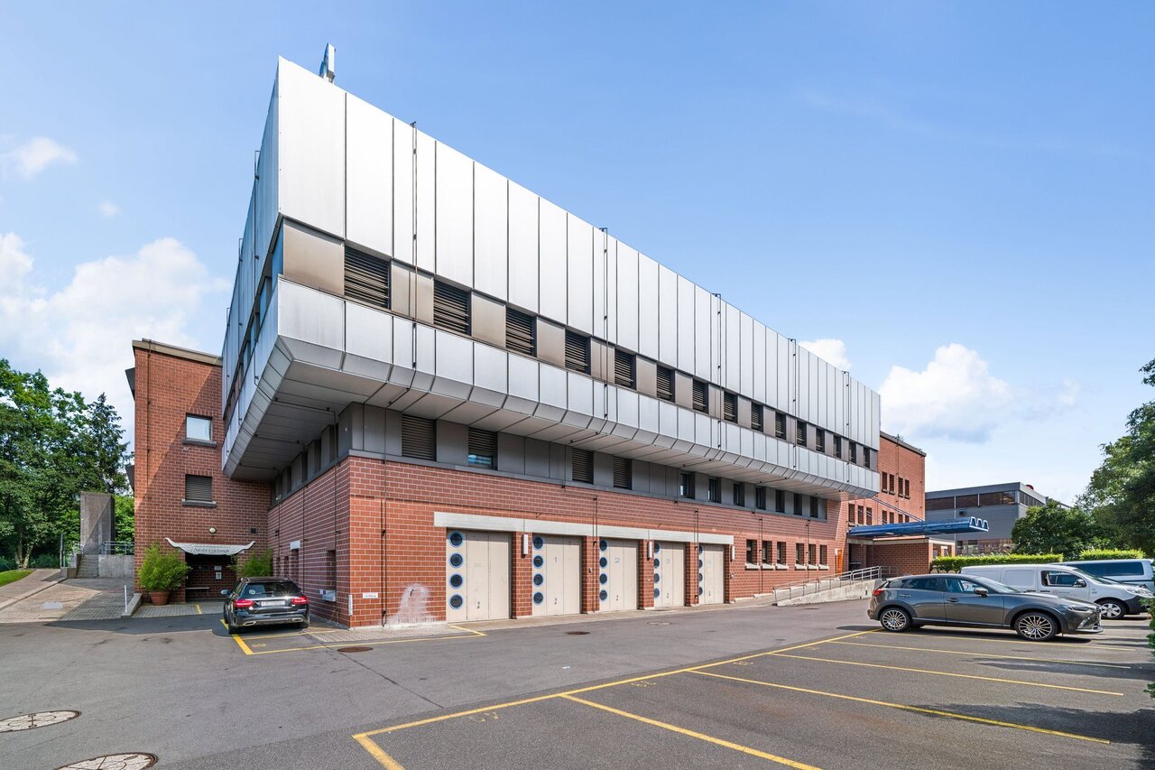 562m² commercial, photo 6 of 6