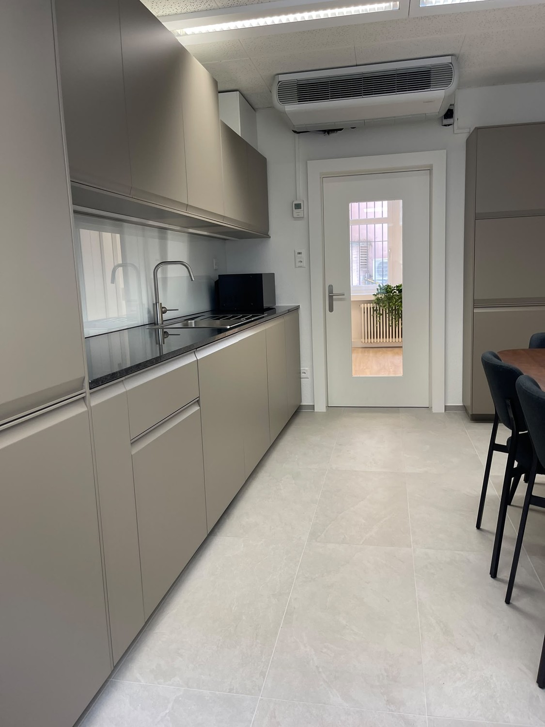 17-17m² office, photo 7 of 10