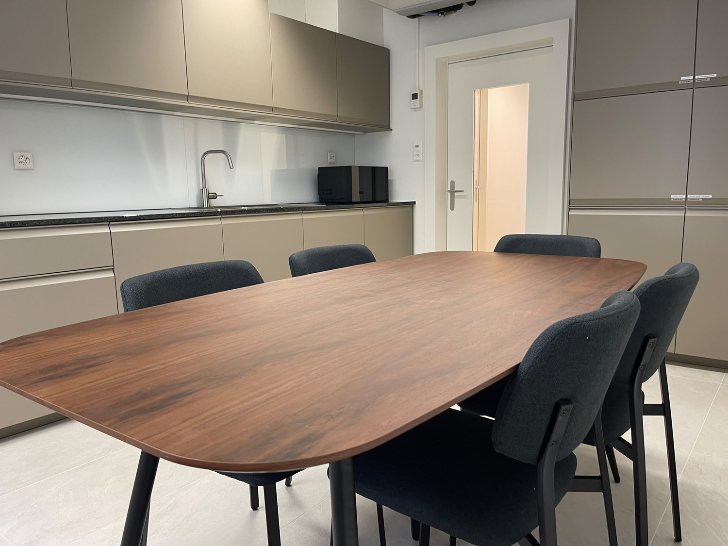 17-17m² office, photo 9 of 10