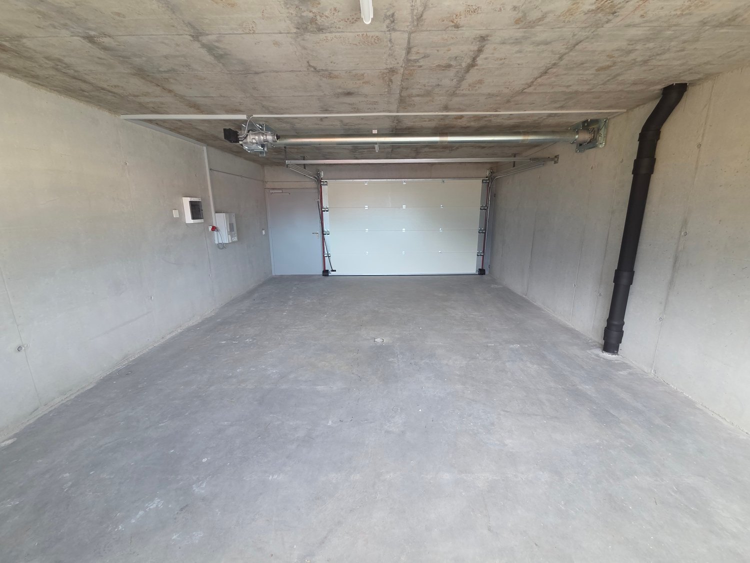 Storage room, photo 3 of 7