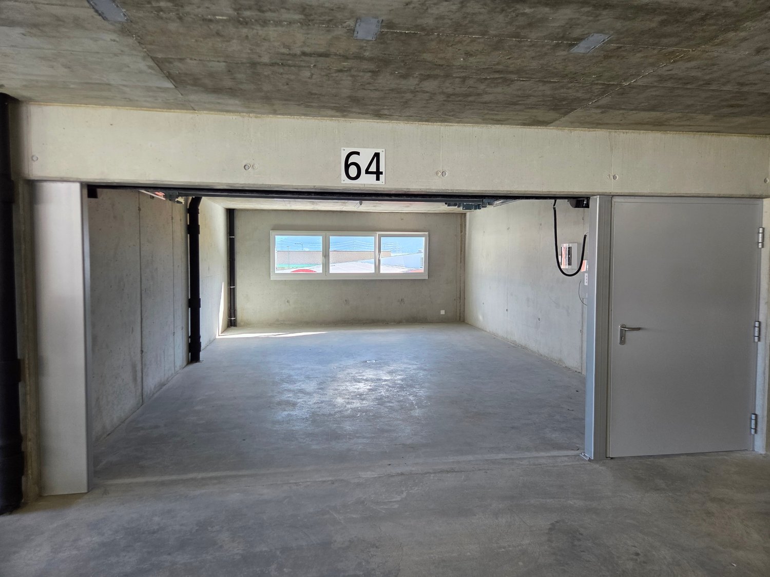 Storage room, photo 1 of 7