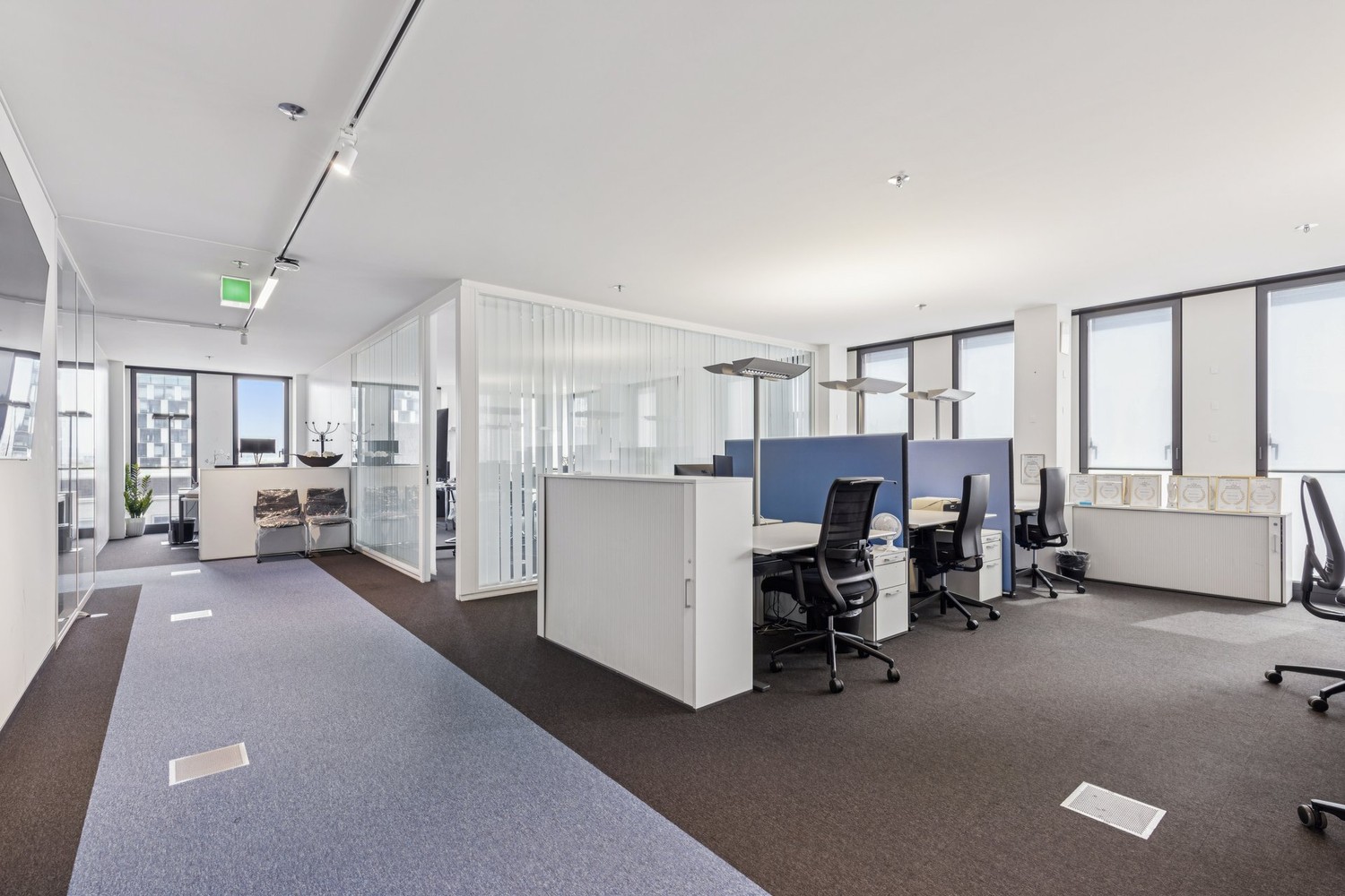 649m² office, photo 7 of 10