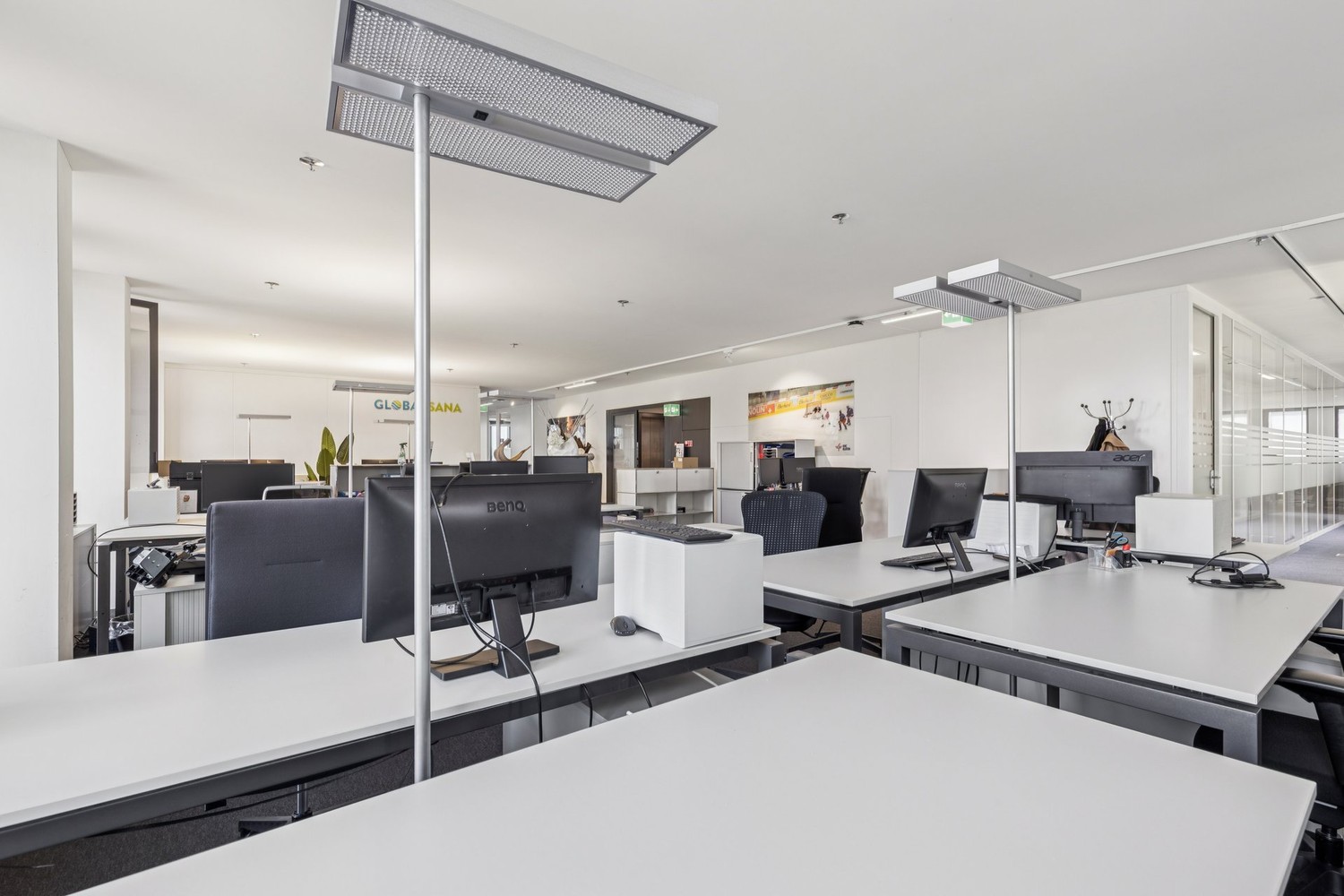 649m² office, photo 3 of 10