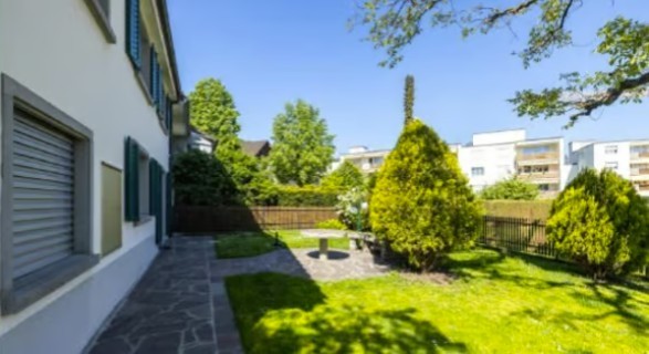 7.5-Zimmer-Haus in Oberrieden, ideal zum Wohnen und Arbeiten, sofort verfügbar