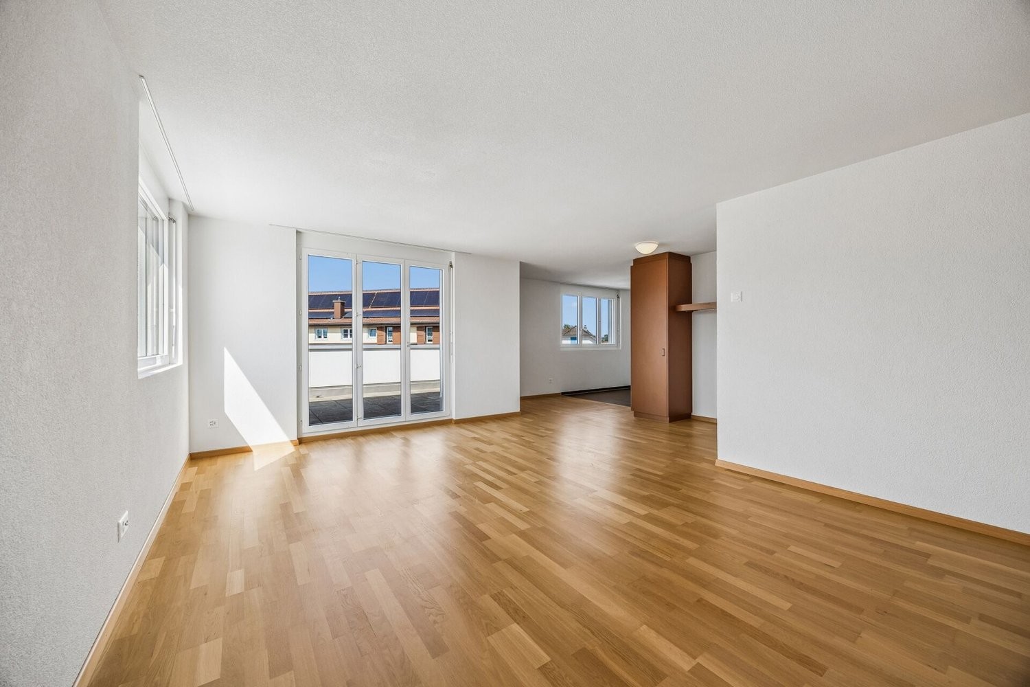 Multi family house, photo 5 of 10