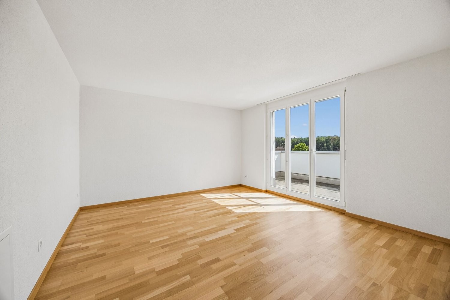 Multi family house, photo 7 of 10