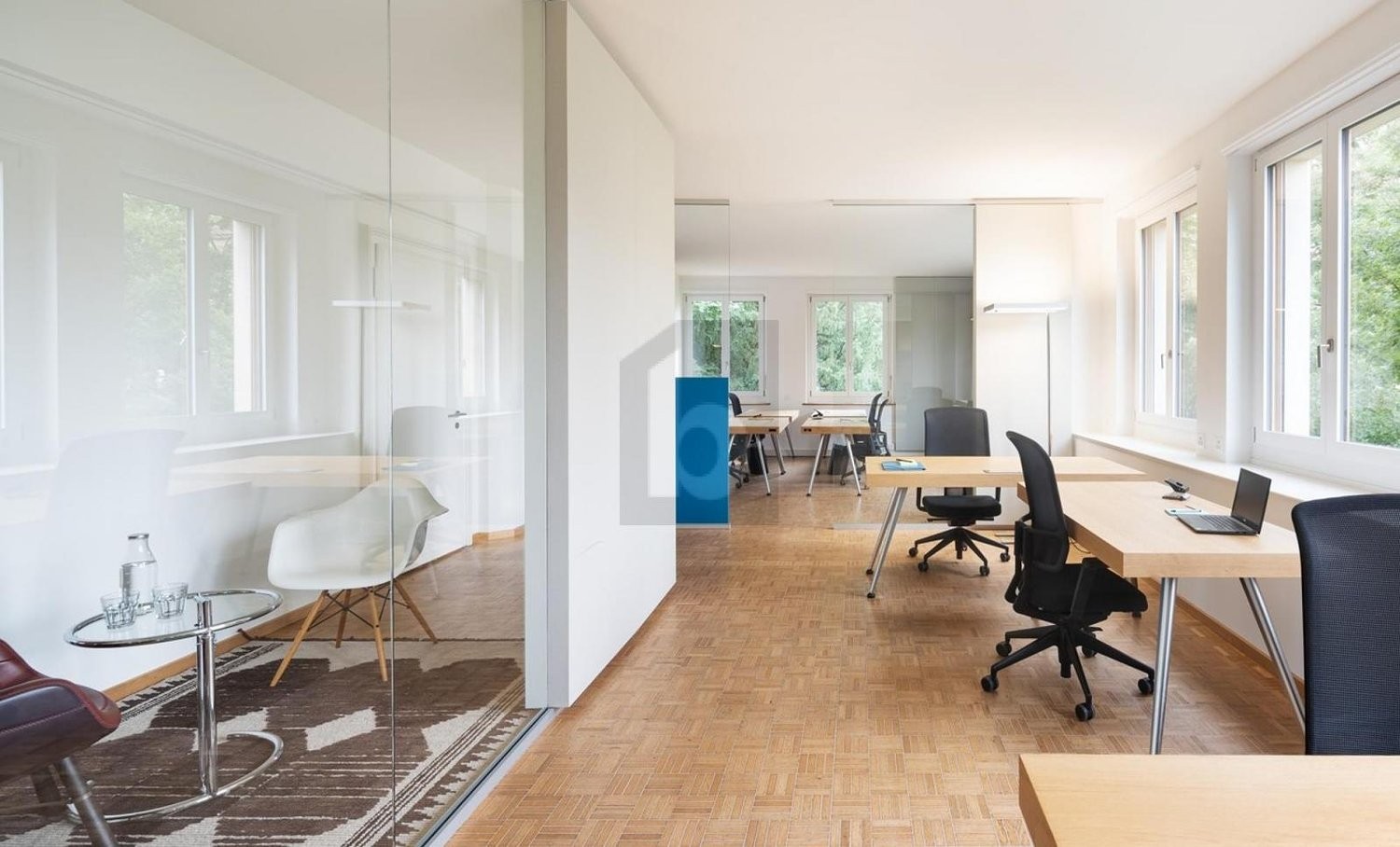 80m² office, photo 2 of 4
