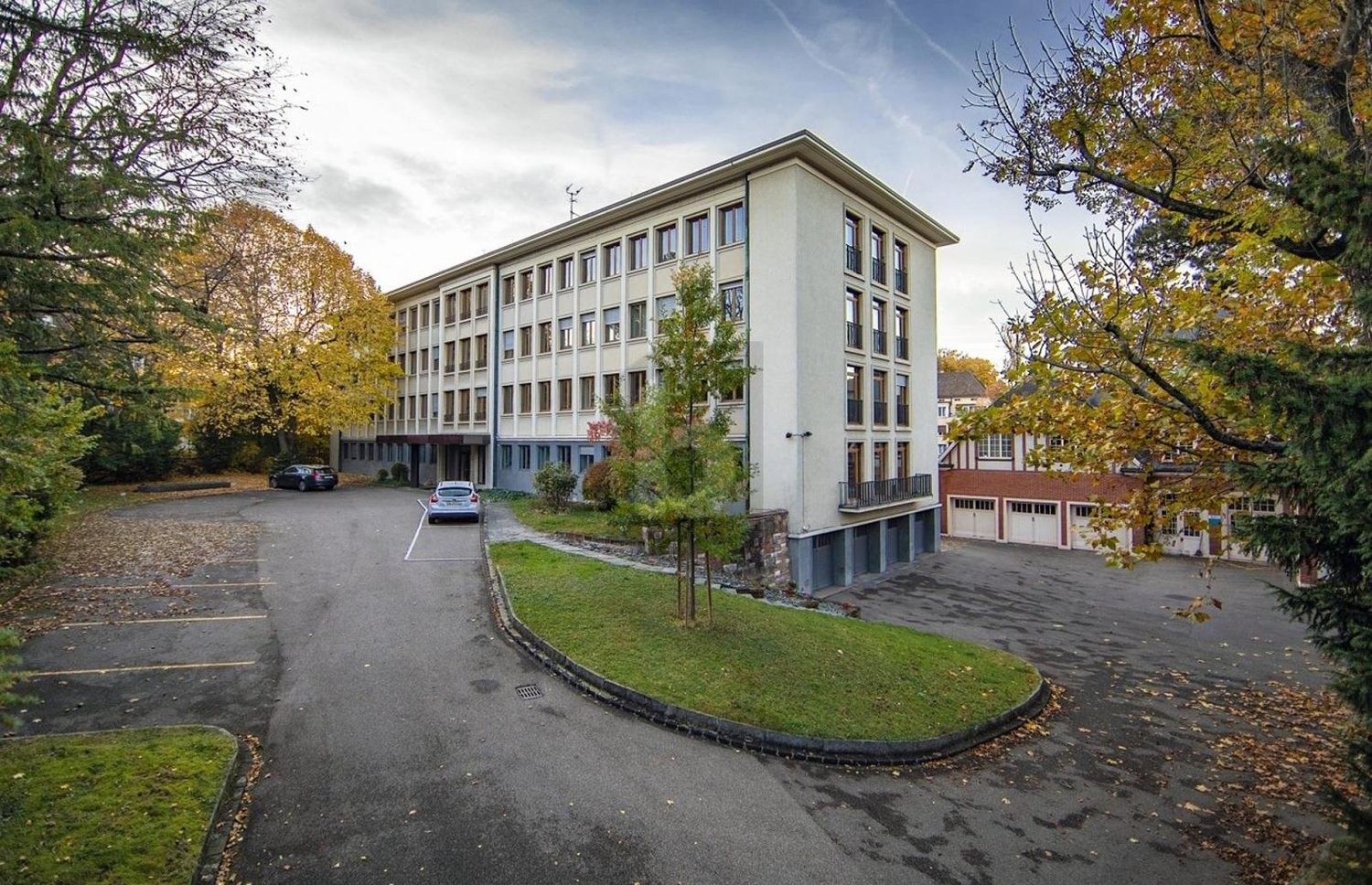 80m² office, photo 1 of 4