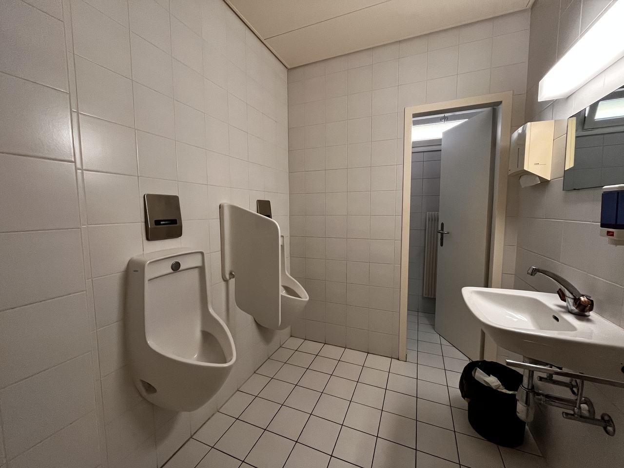 24m² office