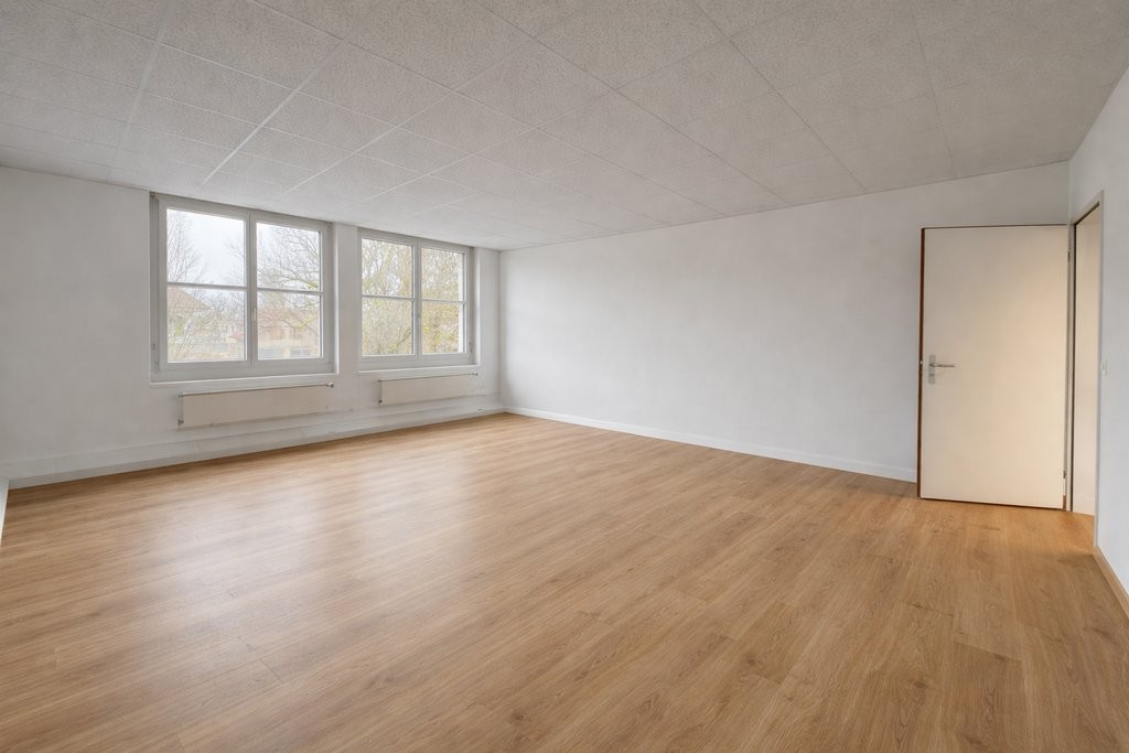 164m² commercial