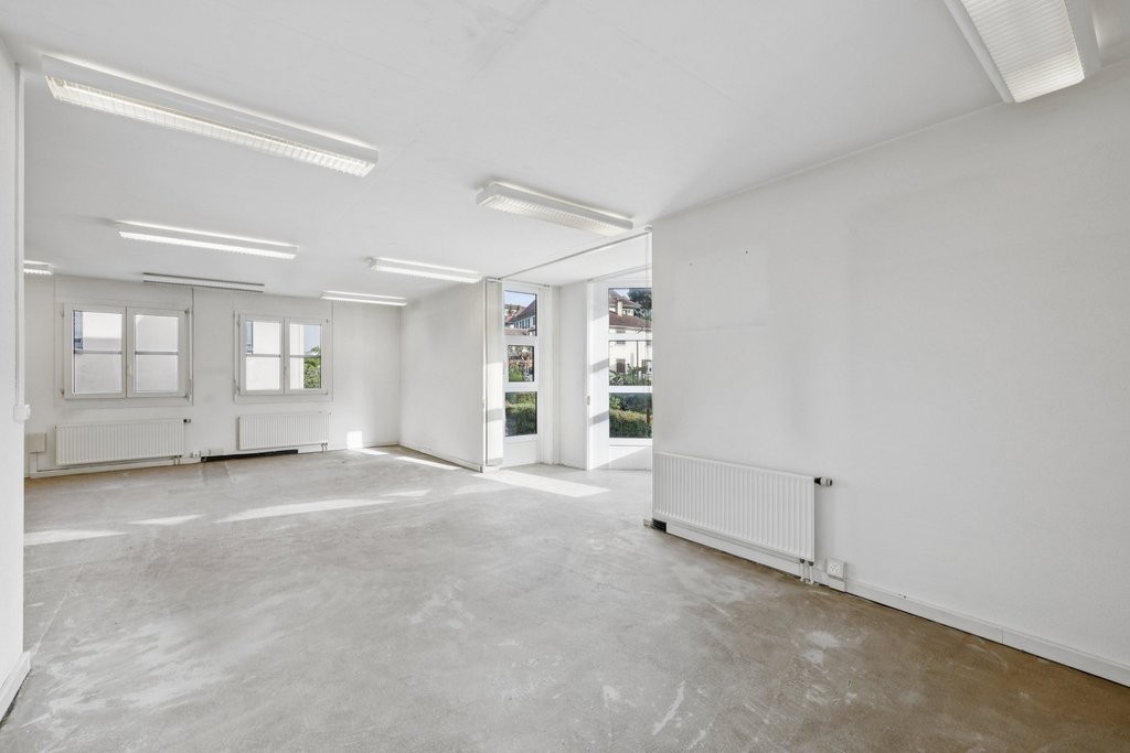 103m² office, photo 3 of 10