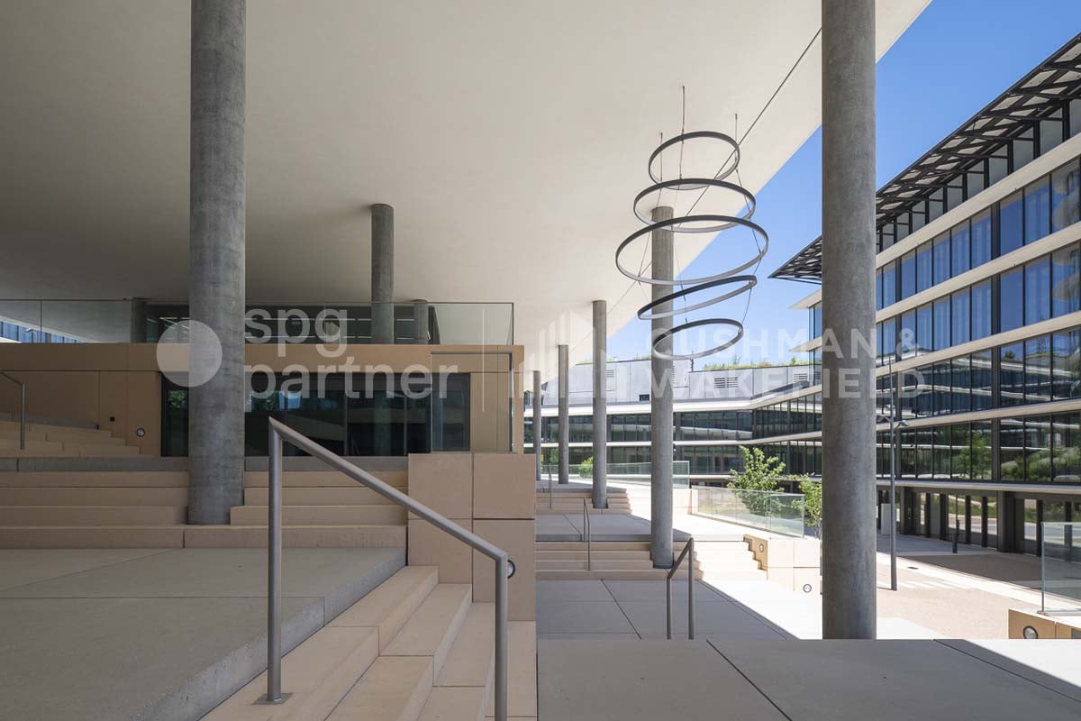 1326m² office, photo 6 of 10