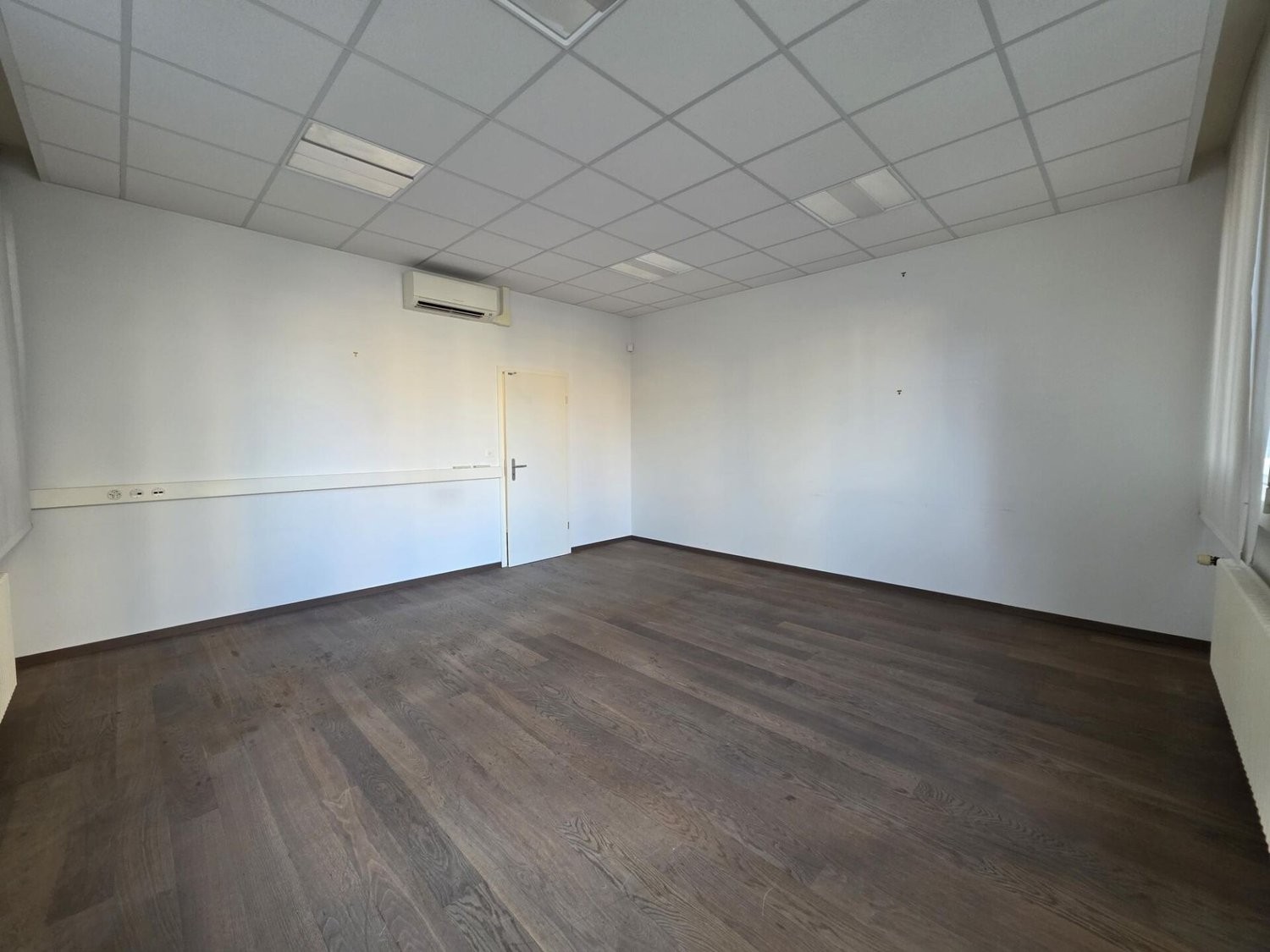 110m² office, photo 5 of 10