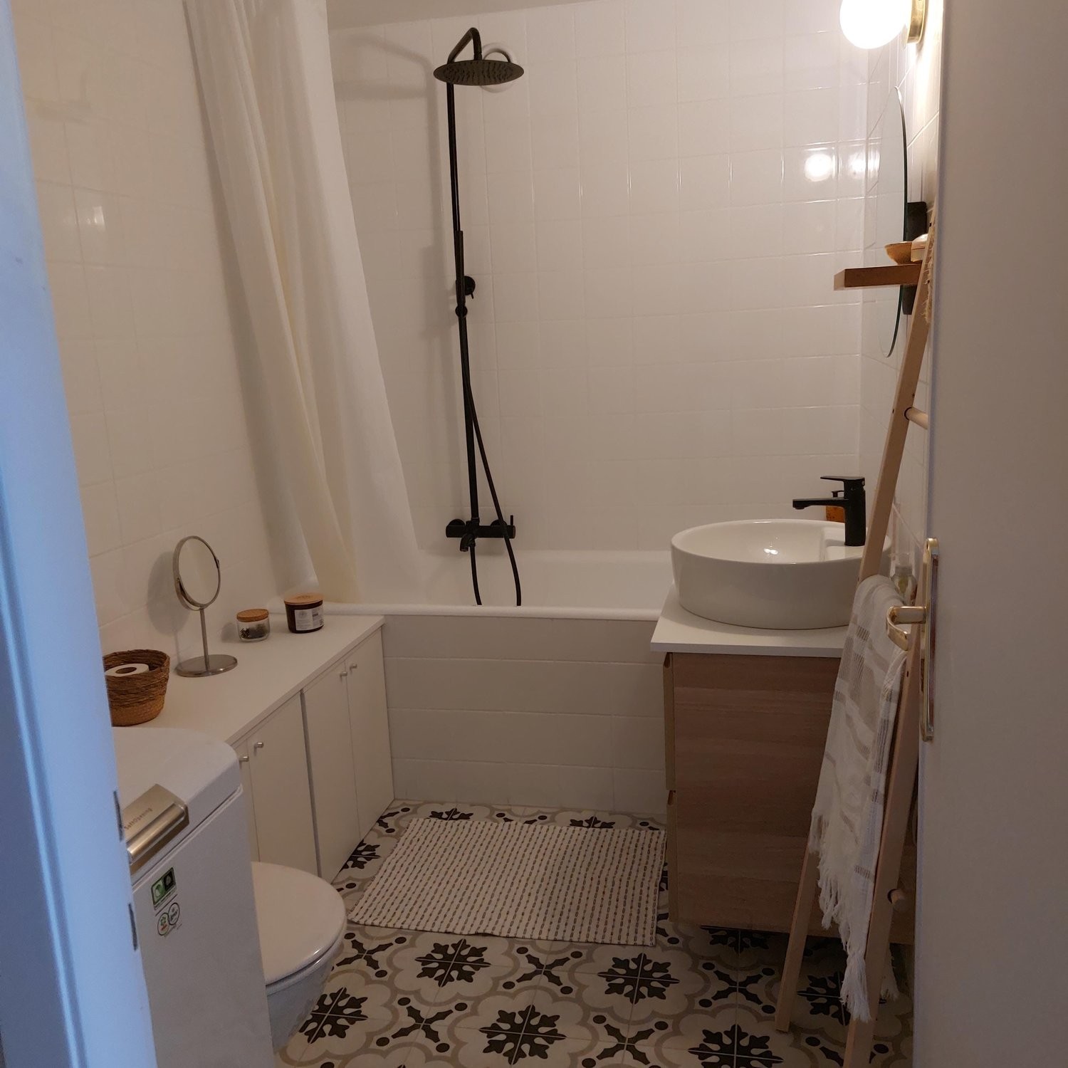 3 rooms furnished flat