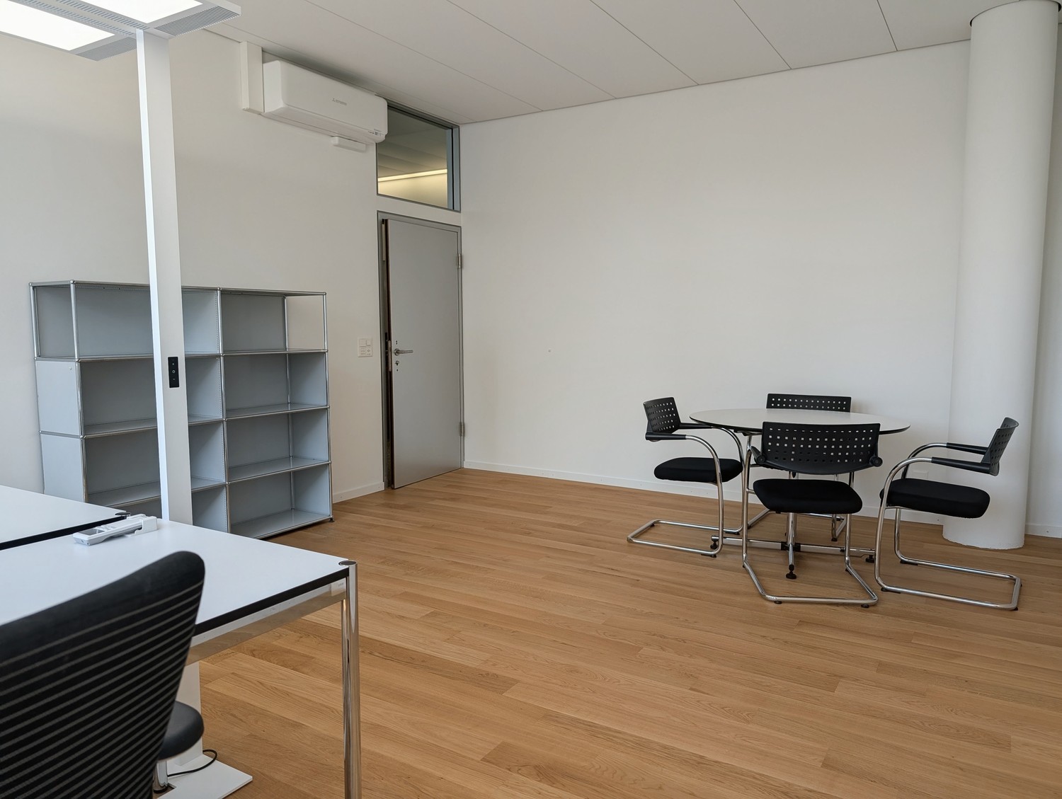 30m² office, photo 4 of 6
