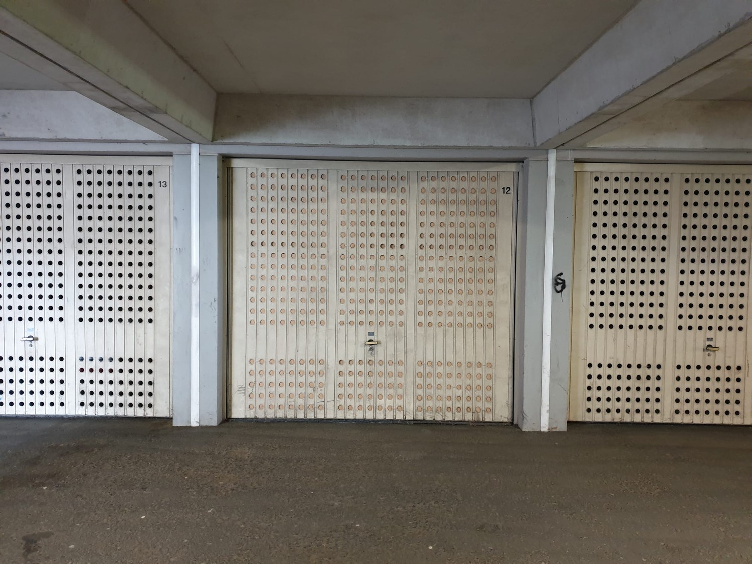 Underground slot, photo 3 of 3