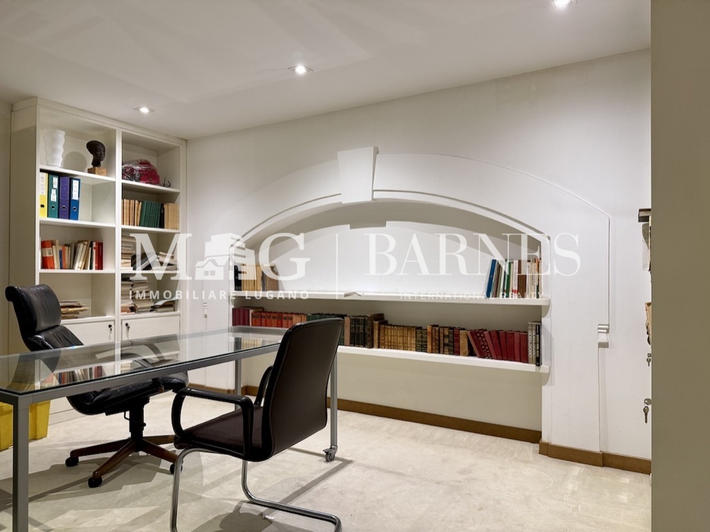 200m² office, photo 8 of 8