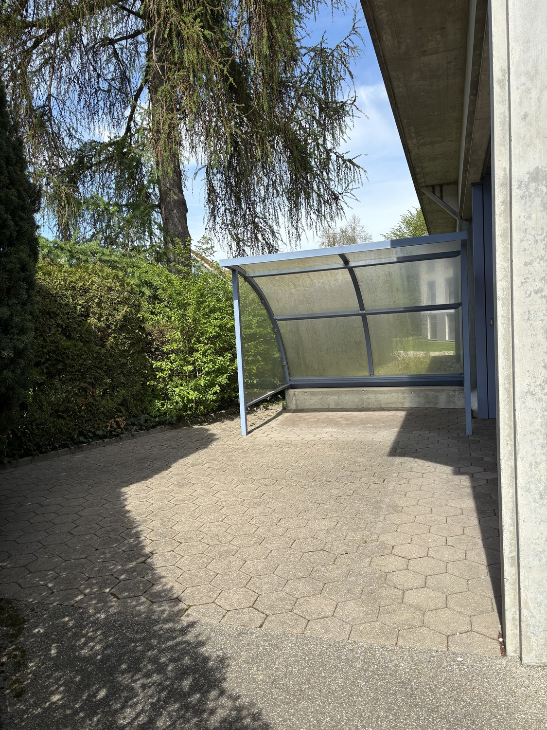 298m² commercial