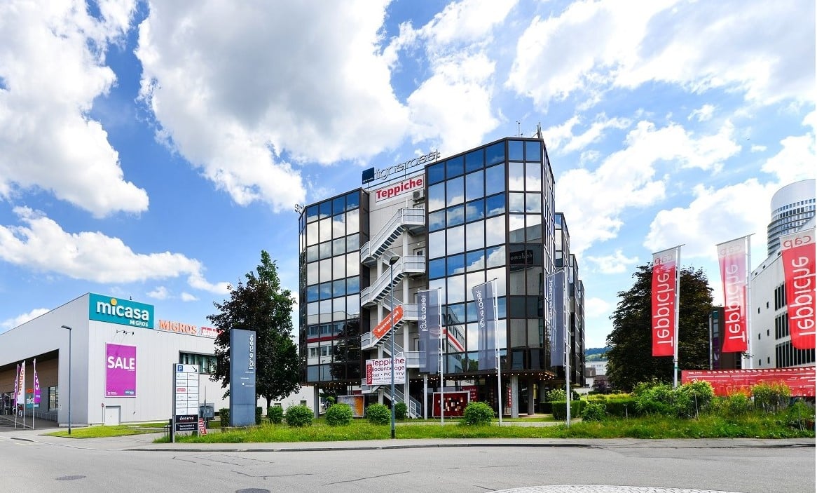474m² office, photo 1 of 7