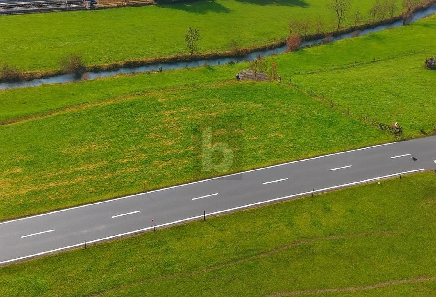 1767m² building land, photo 3 of 3