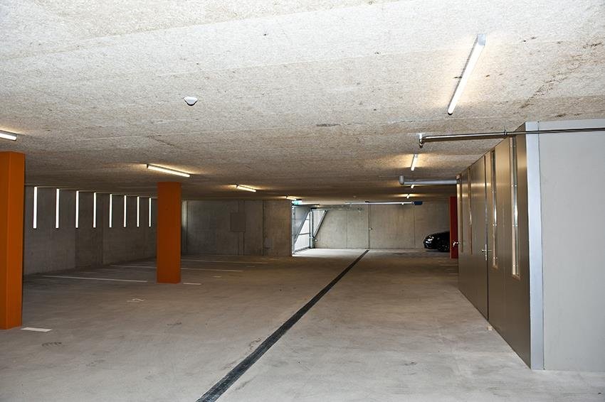 Underground slot, photo 1 of 2
