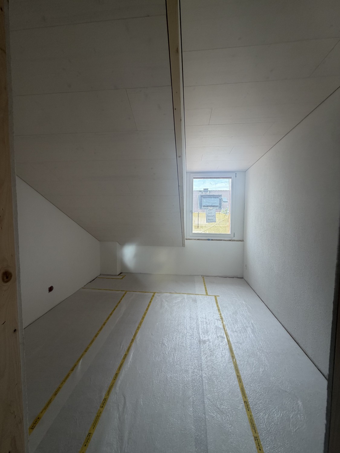 2 rooms apartment, photo 1 of 6