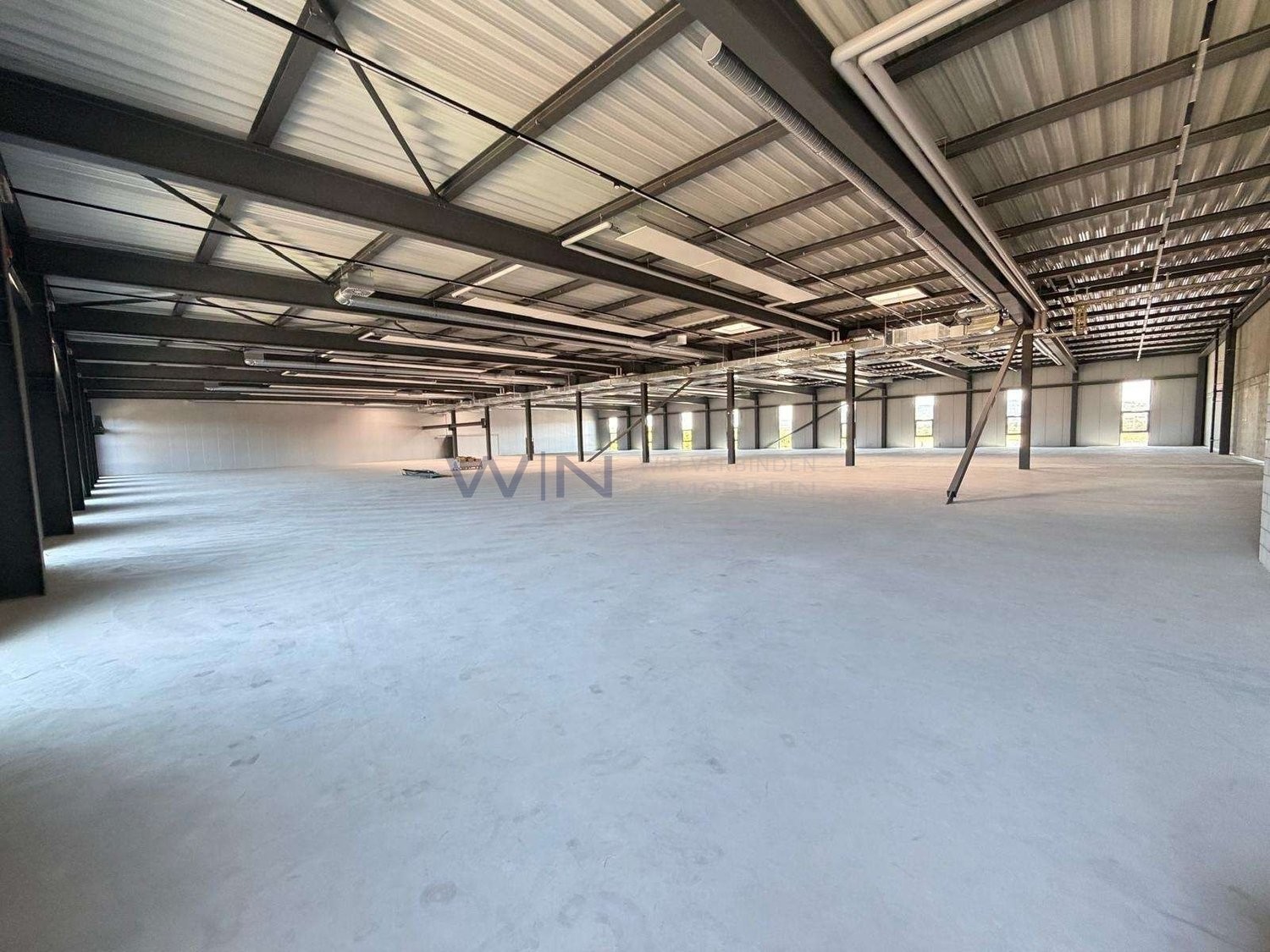 1200m² commercial