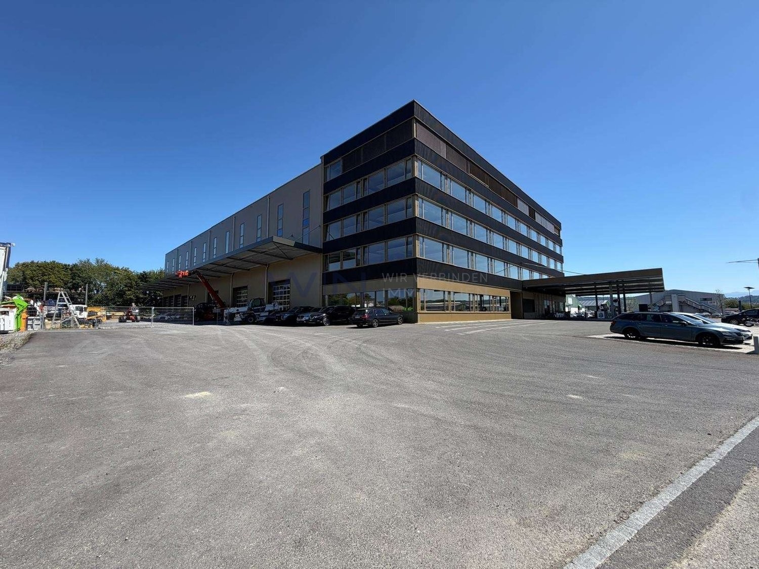 1200m² commercial