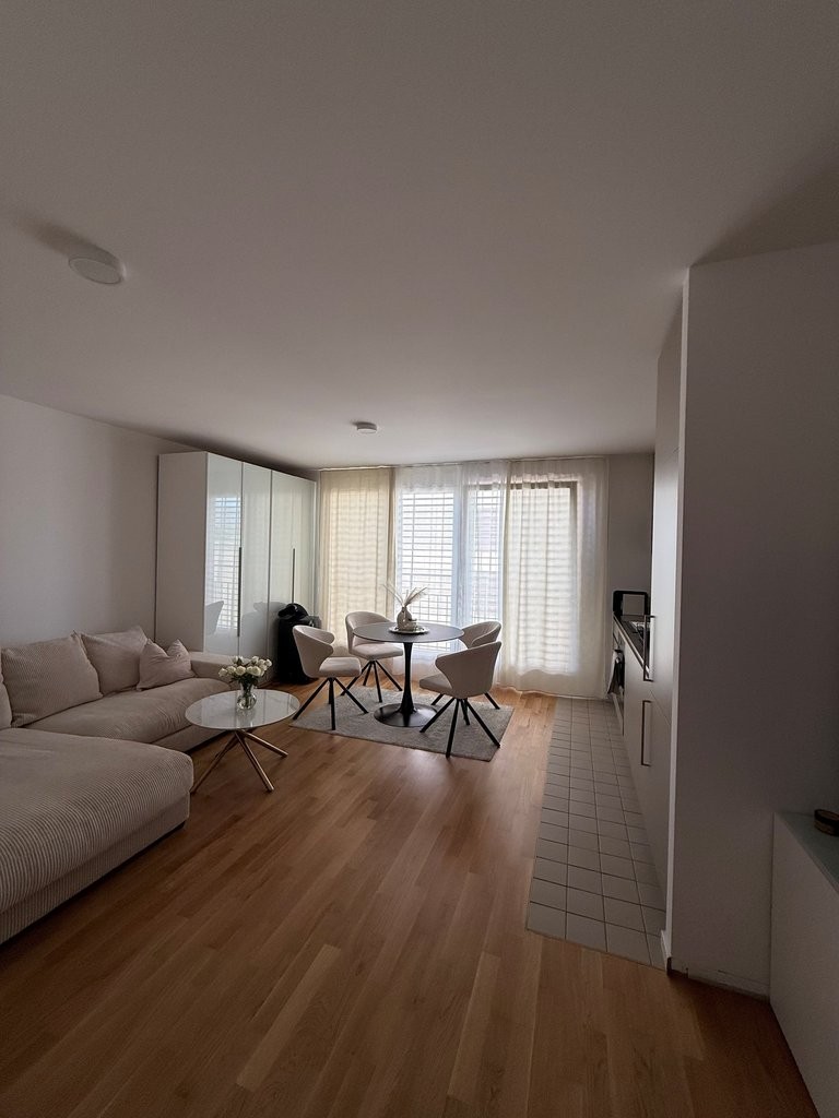2 room studio
