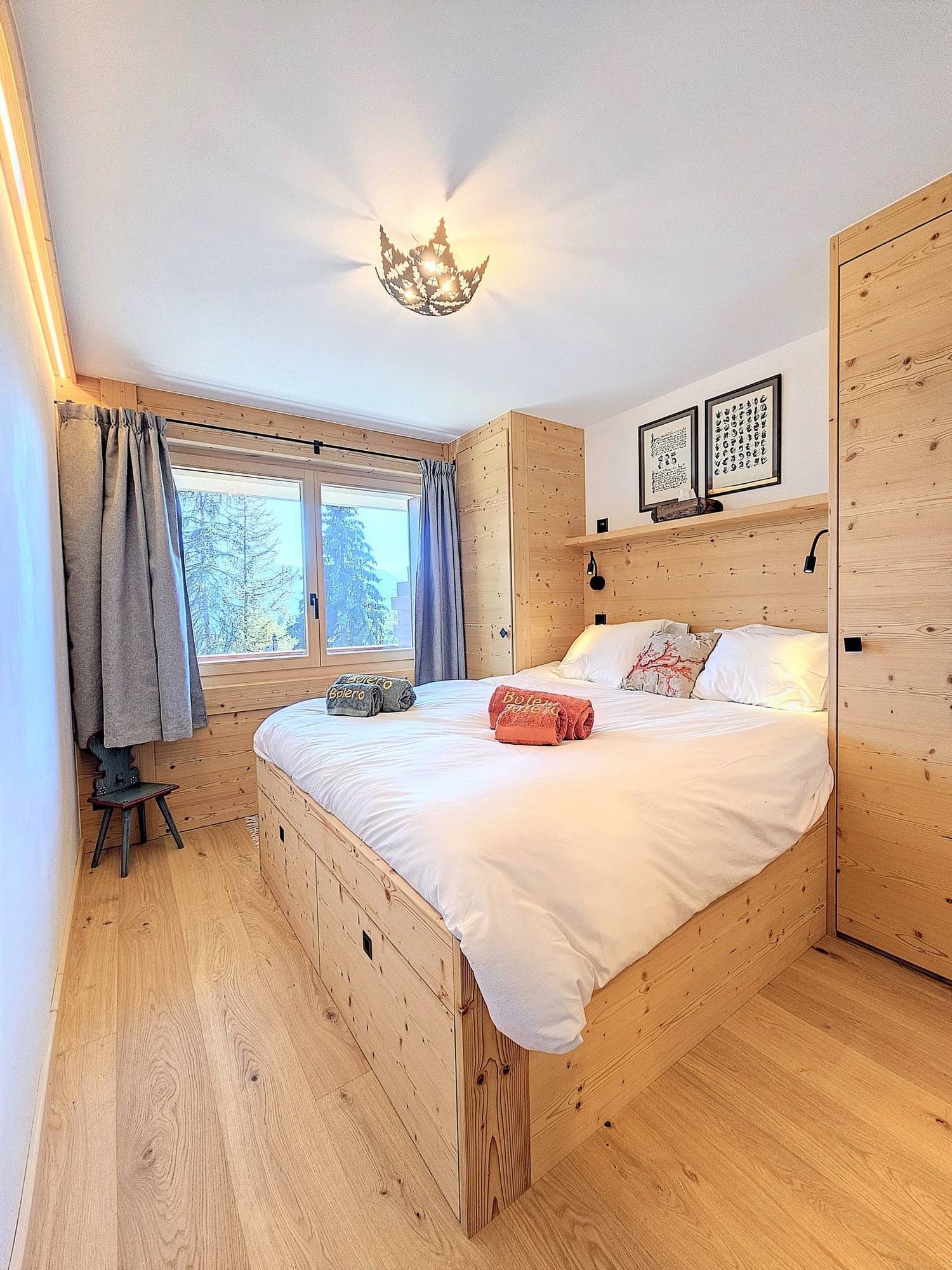 2 rooms furnished flat