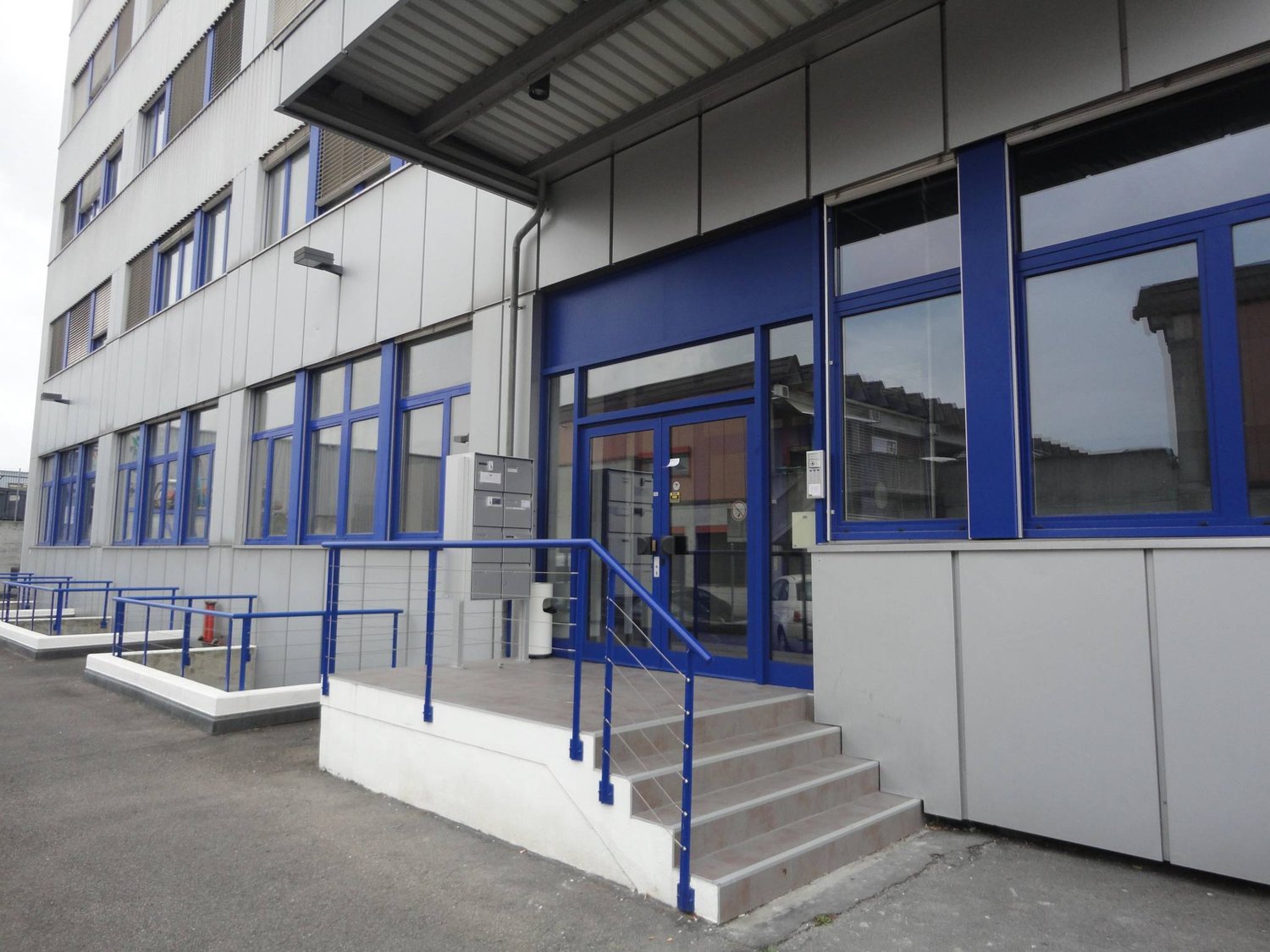 51m² office, photo 2 of 5