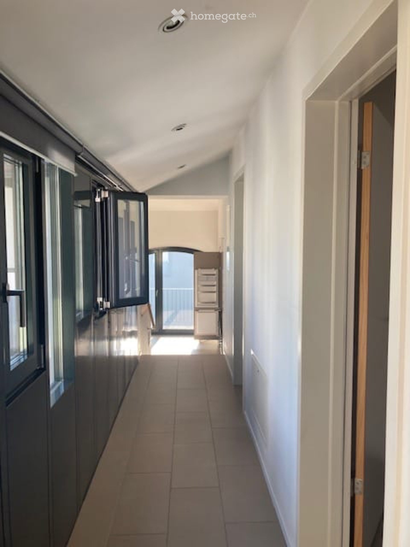3 rooms apartment, photo 4 of 5