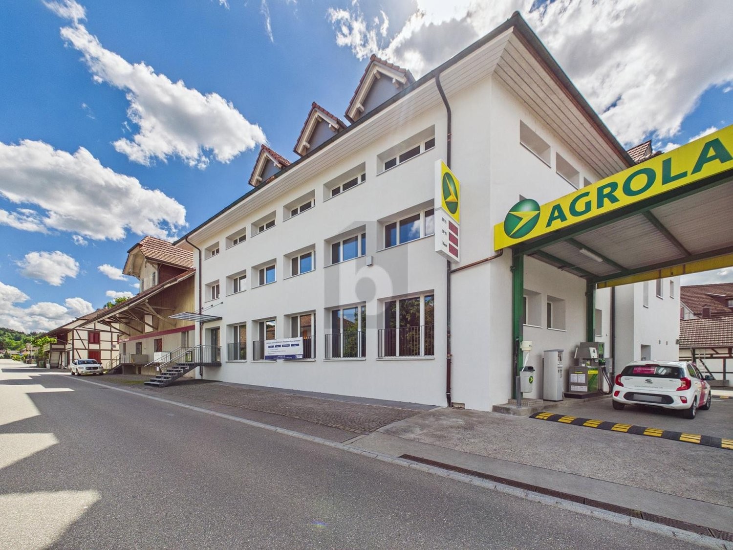197m² office, photo 2 of 4