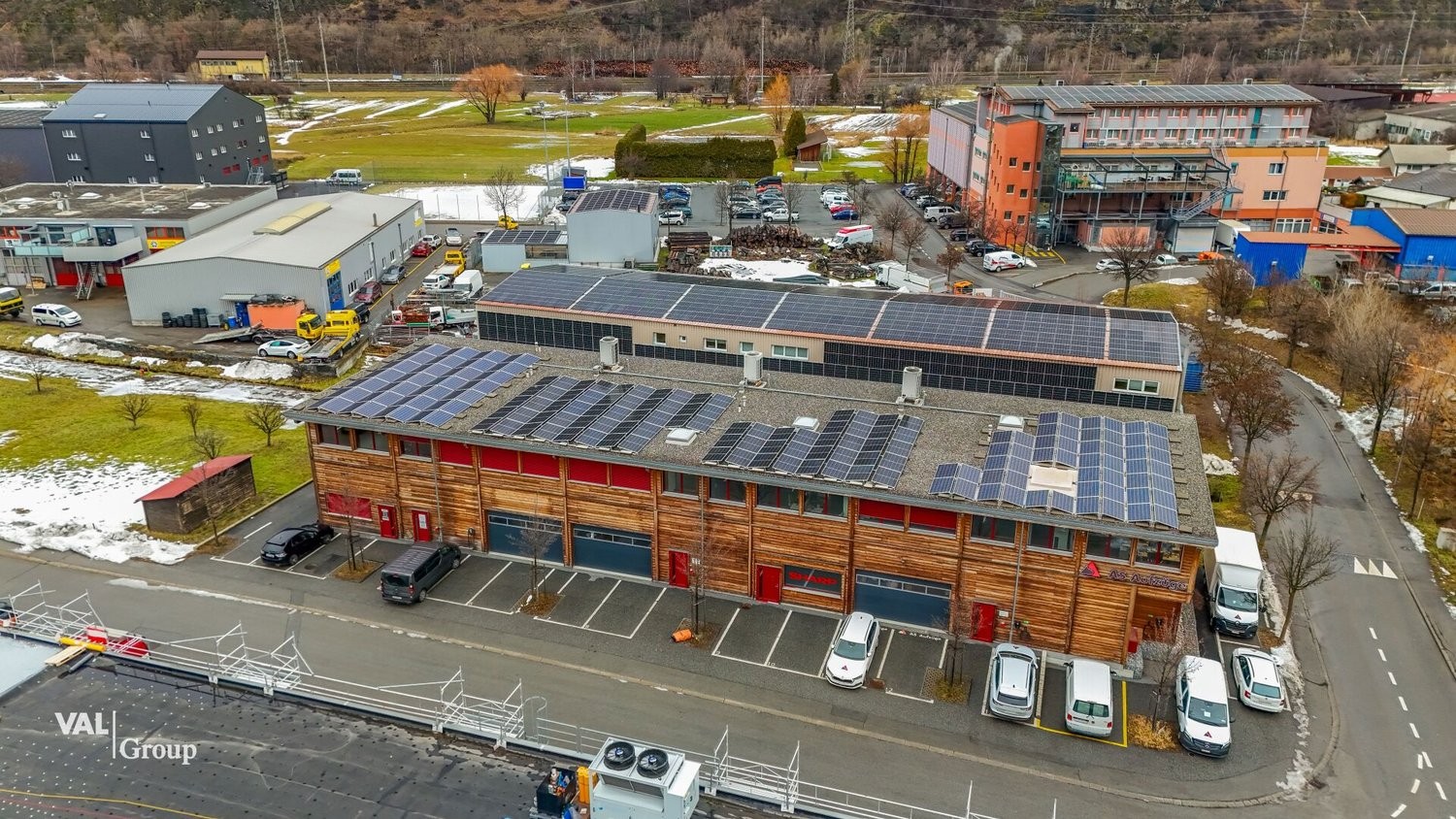 139m² commercial