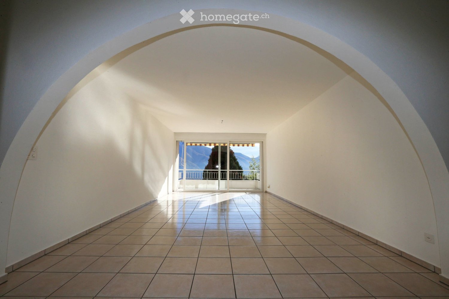 4 rooms apartment, photo 3 of 5