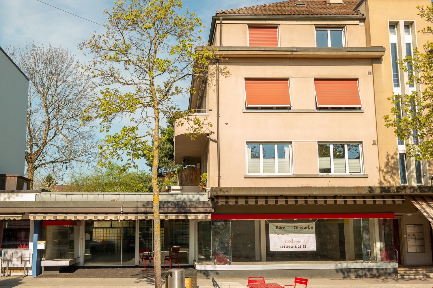280m² office, photo 2 of 5