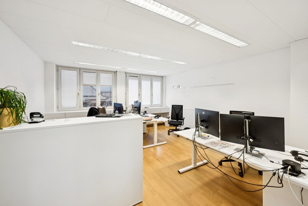 298m² office, photo 6 of 10