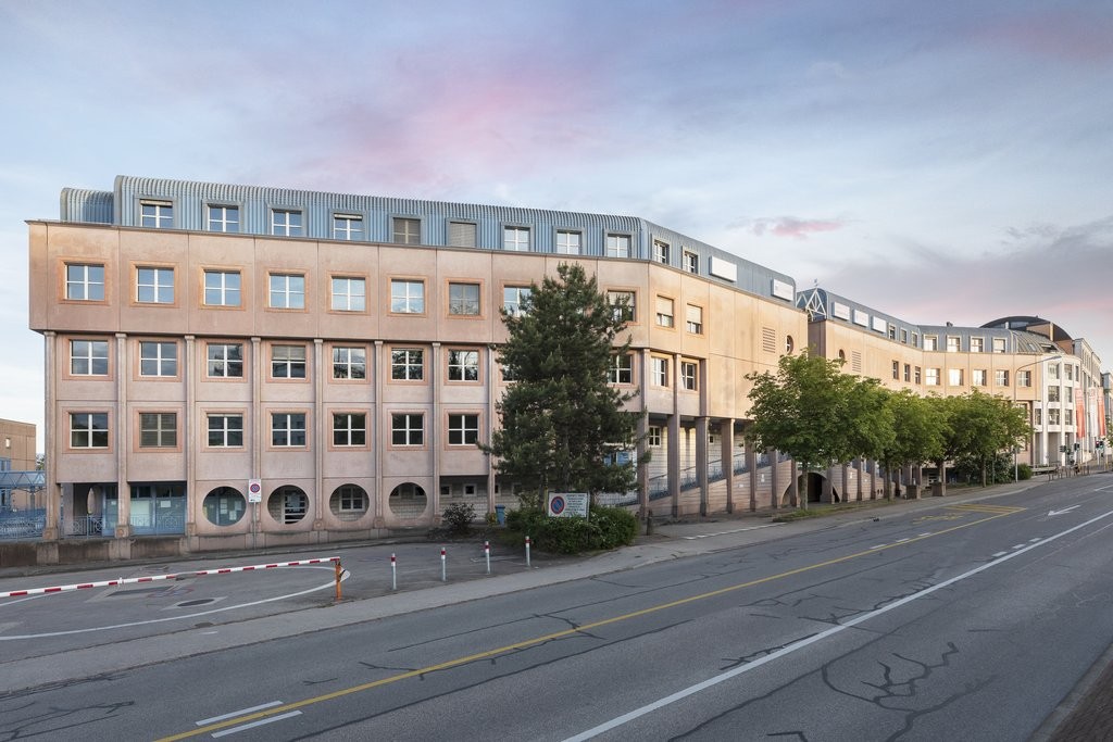 620m² office, photo 1 of 4